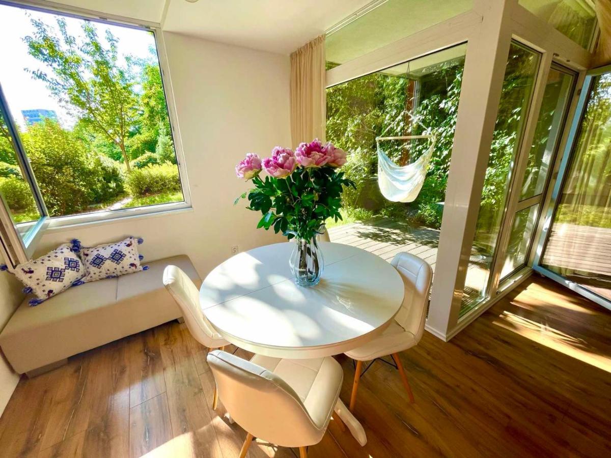 70M2 Romantic Living In The Old Town With Garden Bratislava Eksteriør bilde