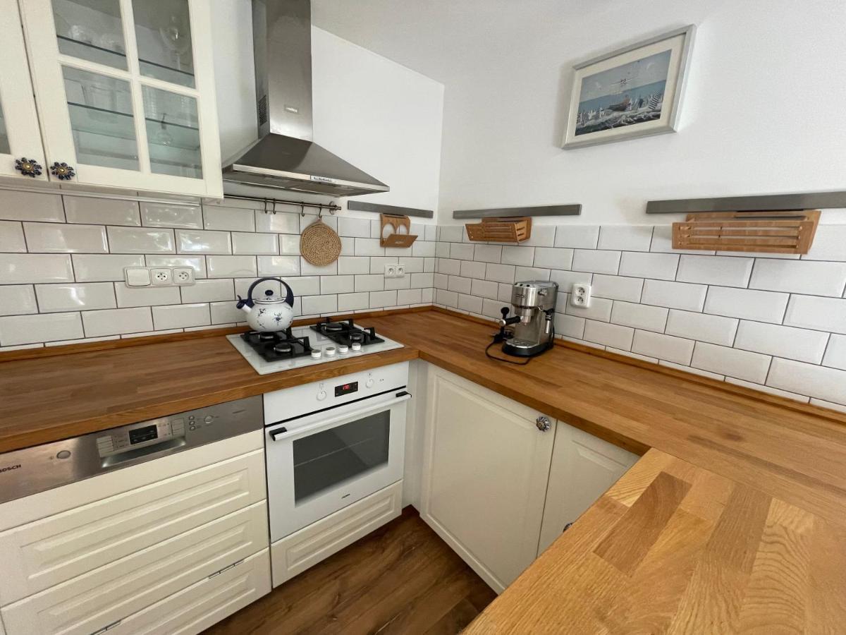 70M2 Romantic Living In The Old Town With Garden Bratislava Eksteriør bilde