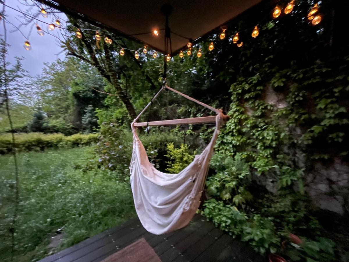 70M2 Romantic Living In The Old Town With Garden Bratislava Eksteriør bilde